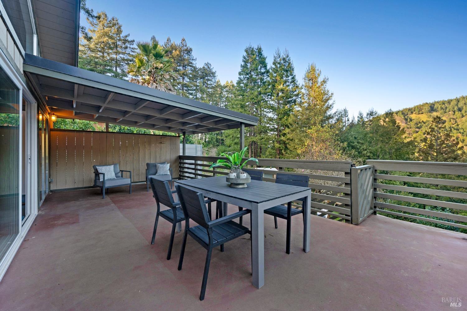 56 Magic Mountain Rd