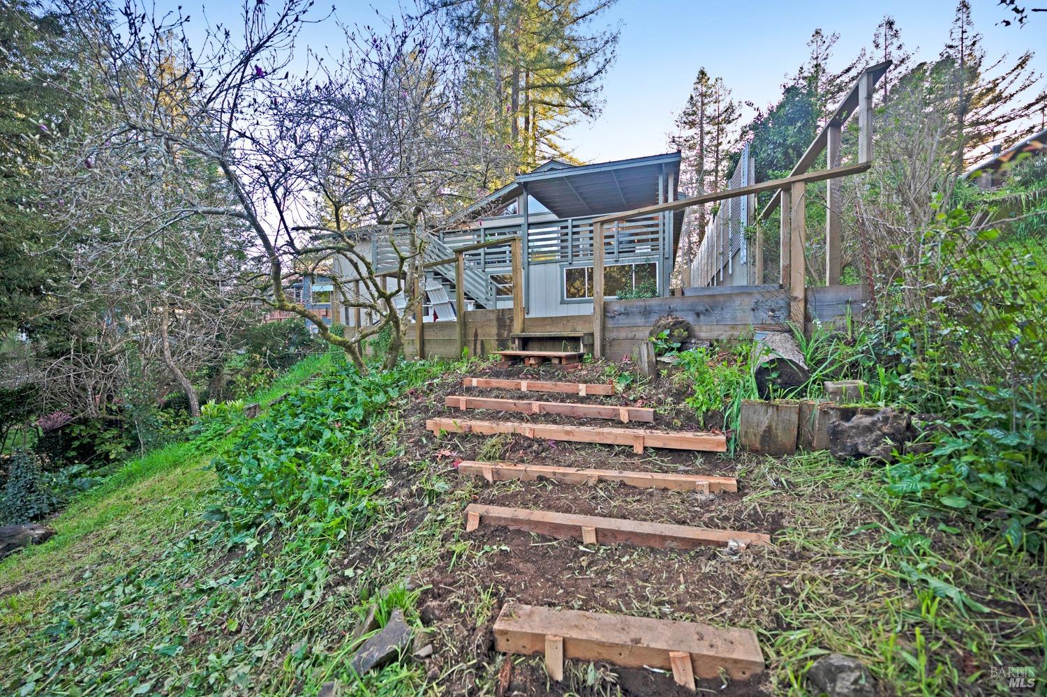 56 Magic Mountain Rd