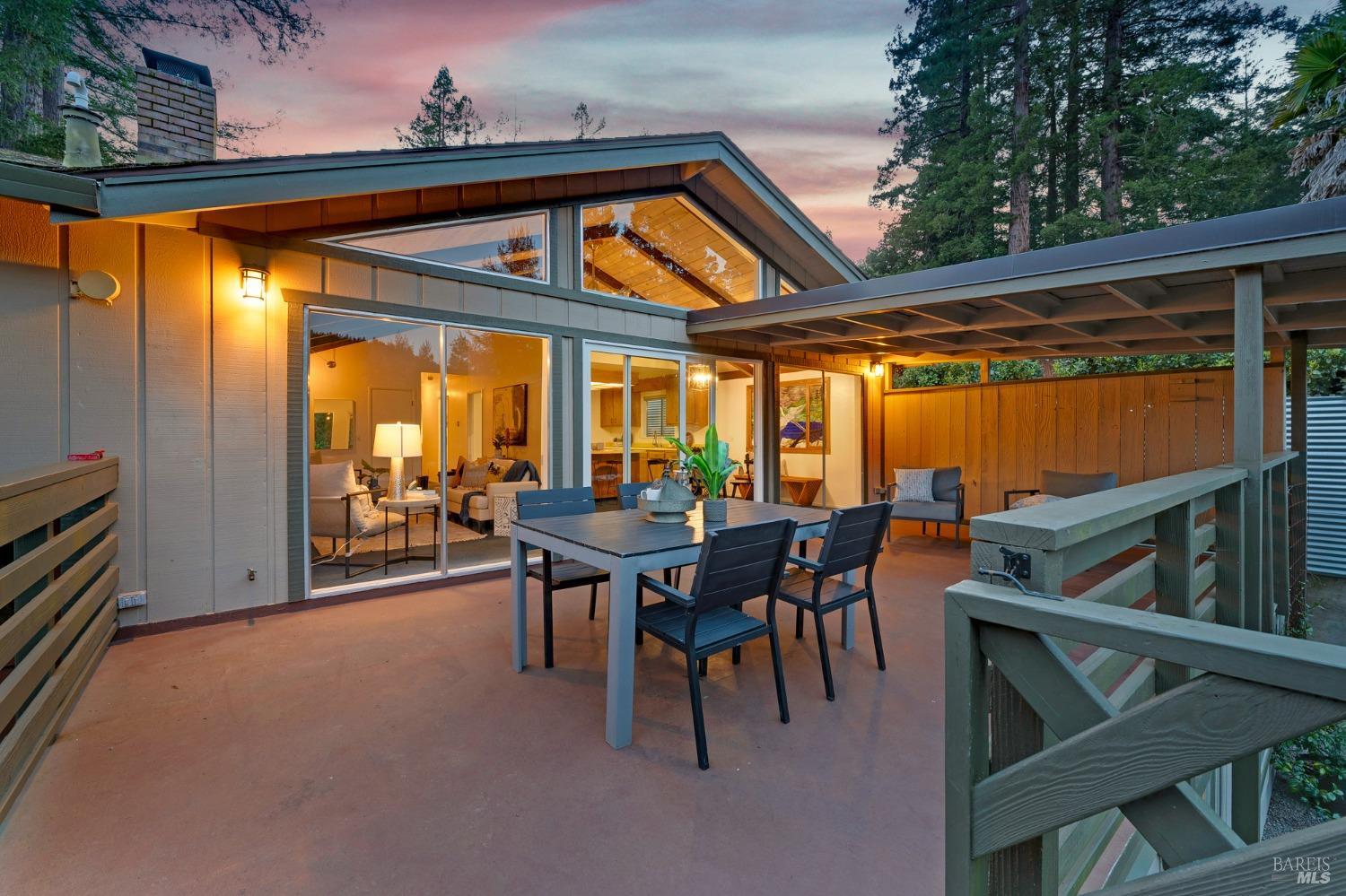 56 Magic Mountain Rd