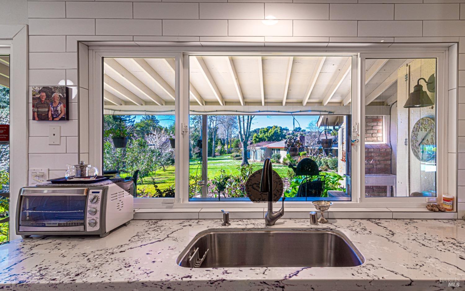 6395 Meadow Creek Ct