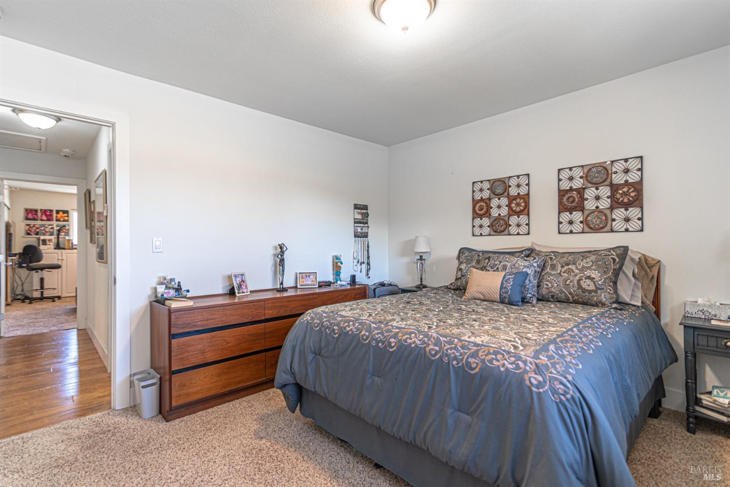 6395 Meadow Creek Ct