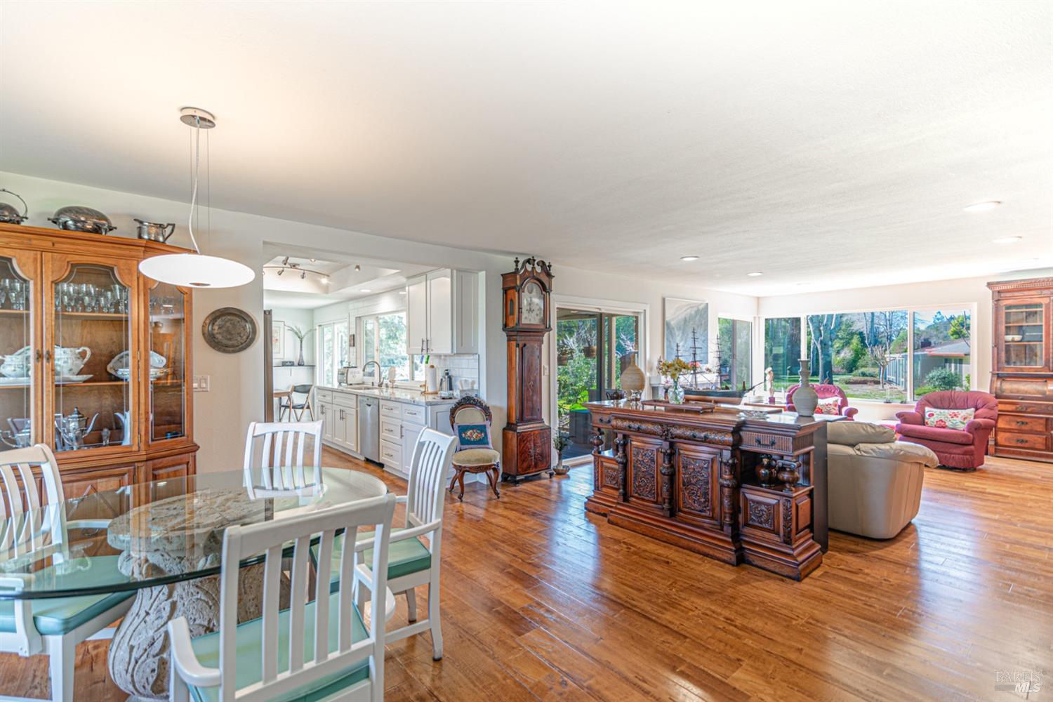 6395 Meadow Creek Ct