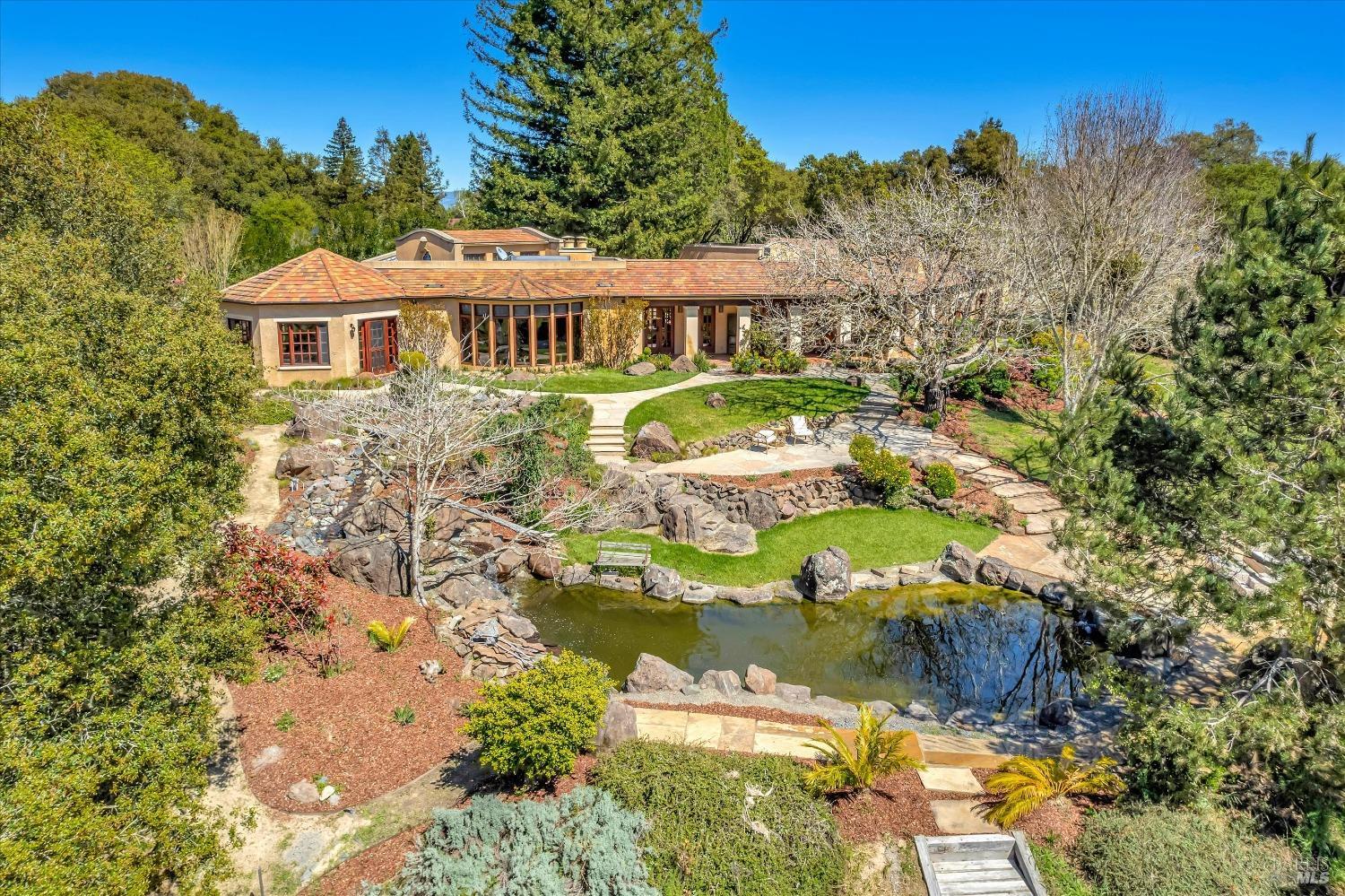 868-870 High School Rd