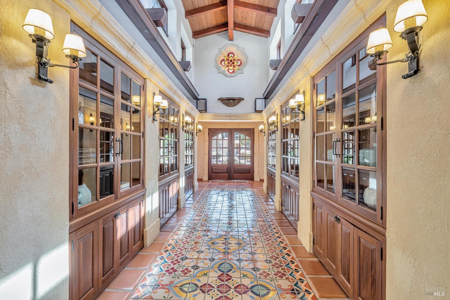 868-870 High School Rd