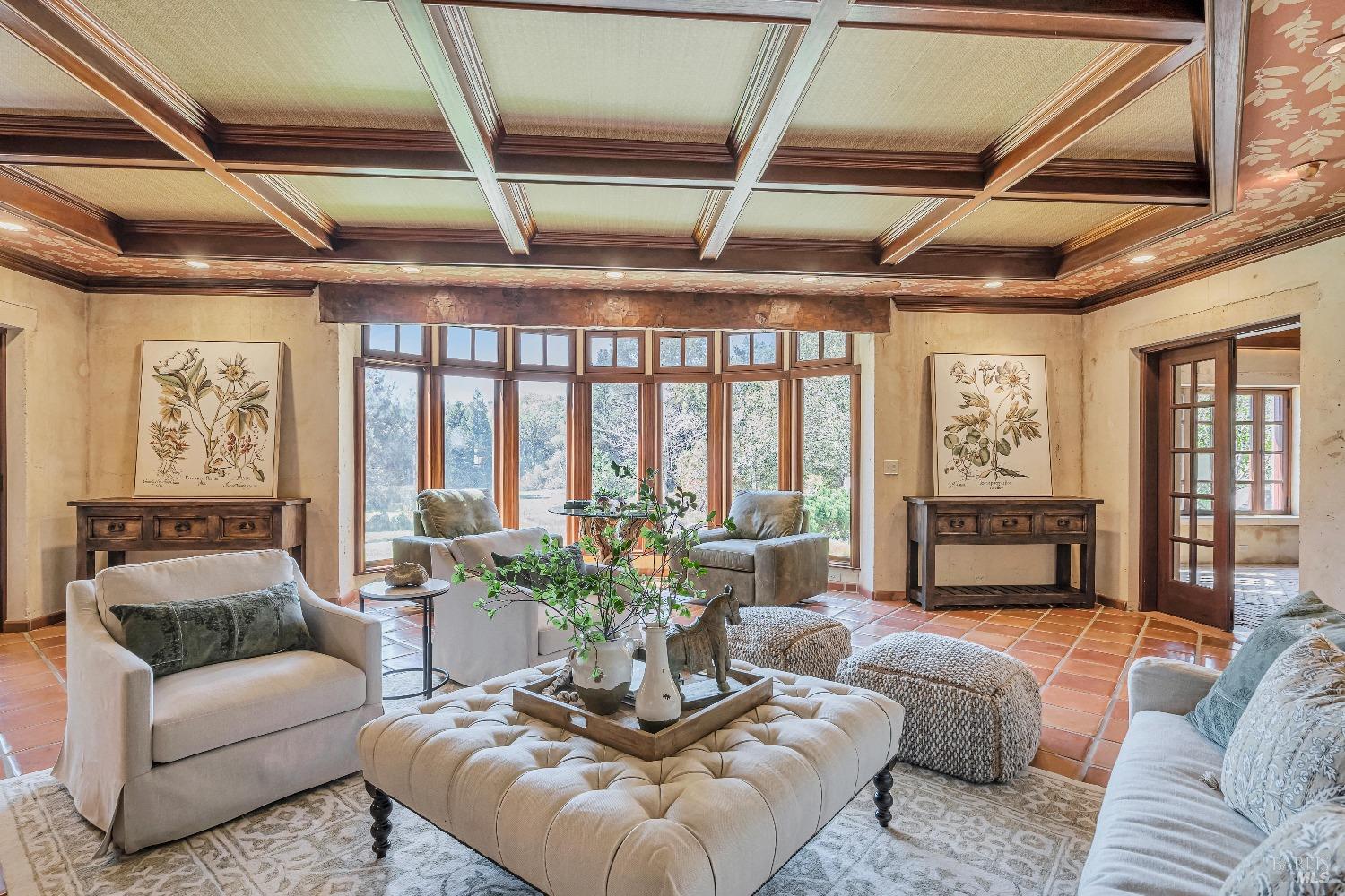 868-870 High School Rd