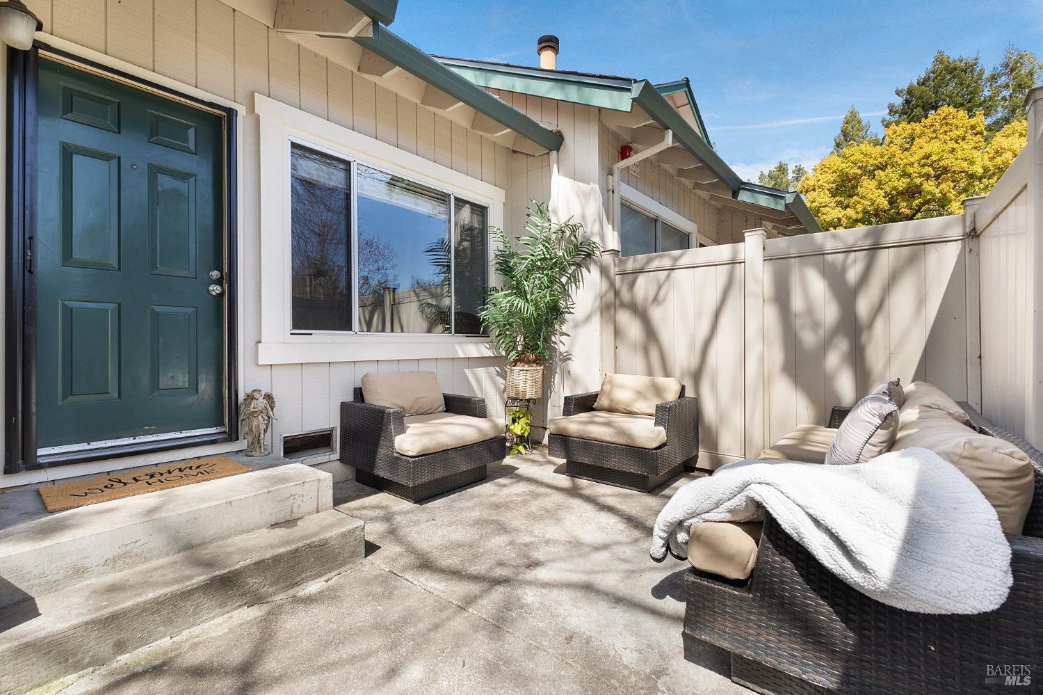 1066 Civic Center Dr