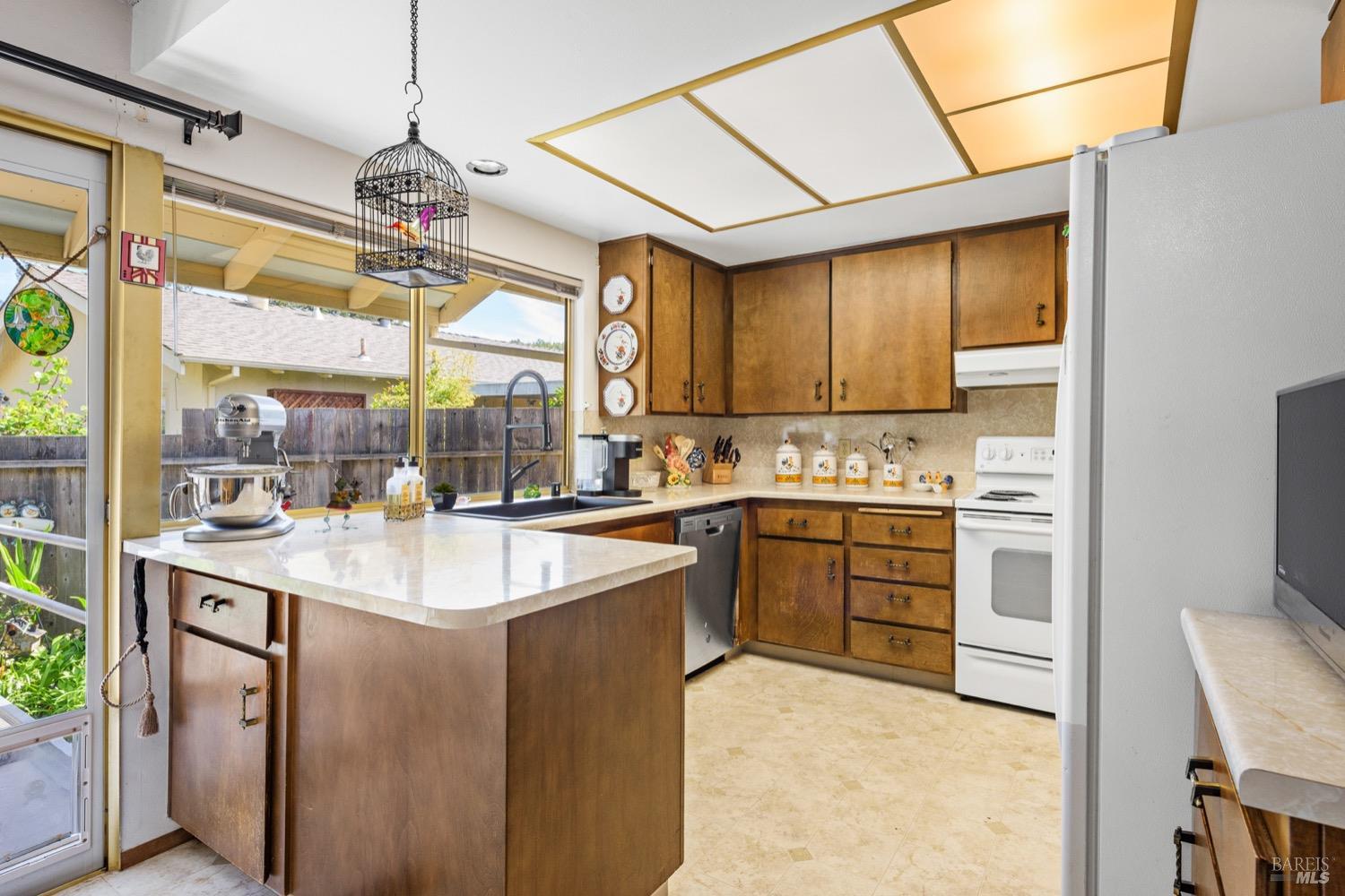 316 Pine Cir