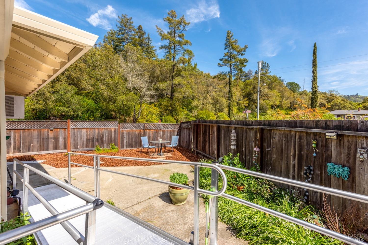 316 Pine Cir