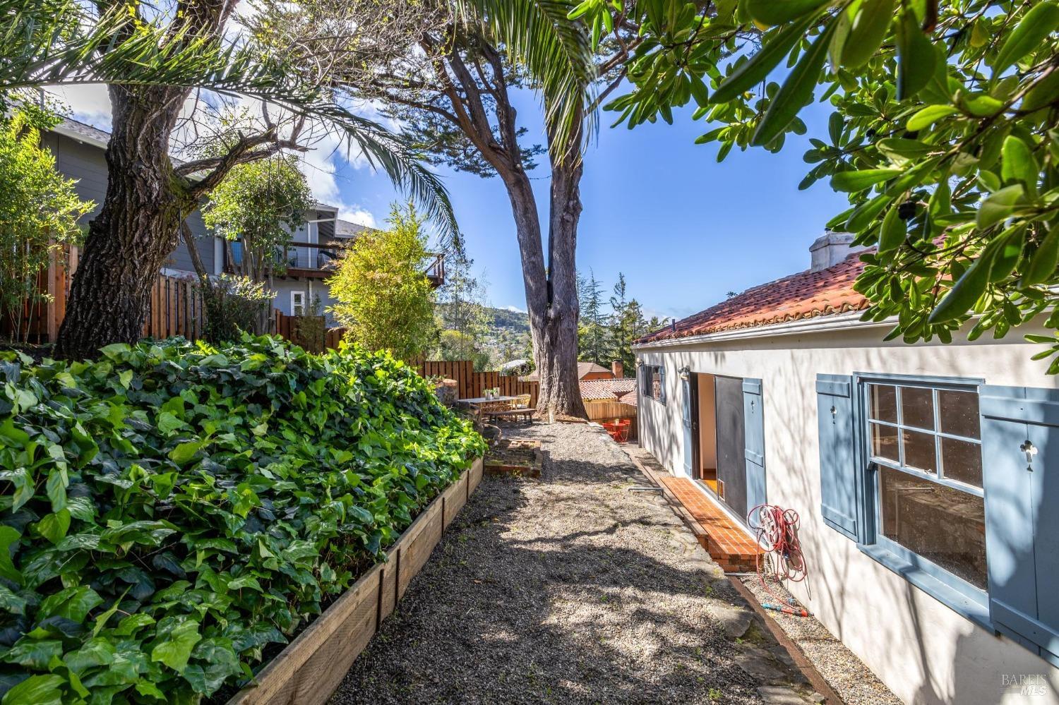 315 Jewell Street