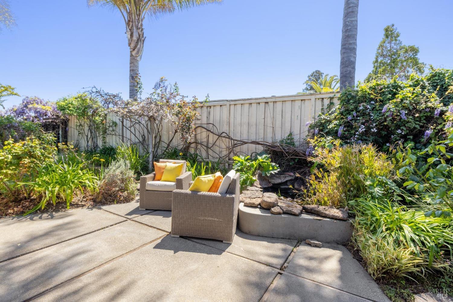 761 Del Ganado Rd