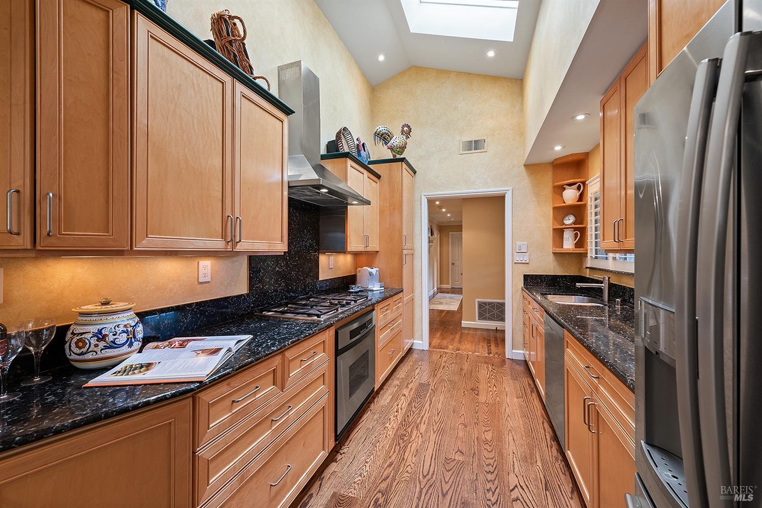 776 Tamarack Dr