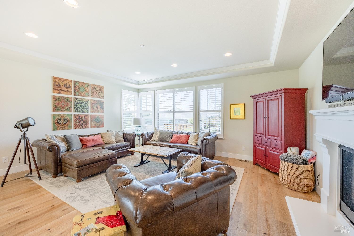 1588 Mystic Point Pl