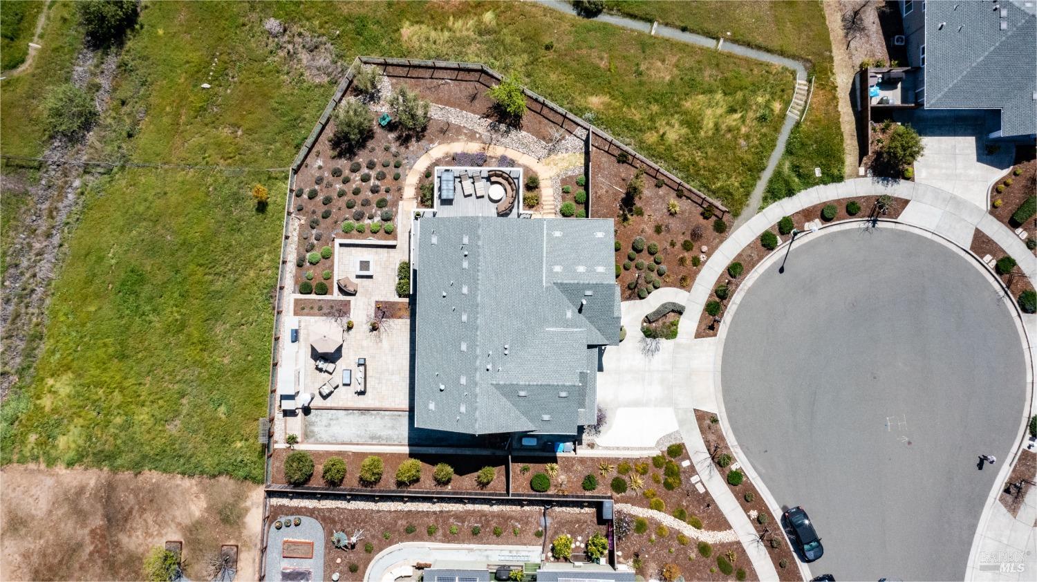 1588 Mystic Point Pl