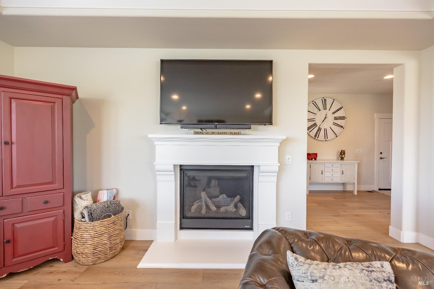 1588 Mystic Point Pl