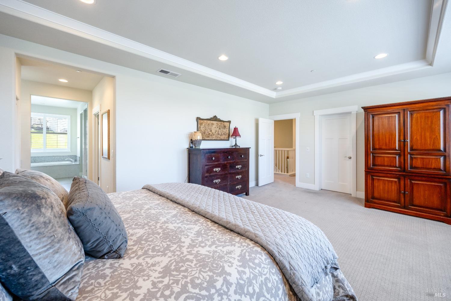 1588 Mystic Point Pl