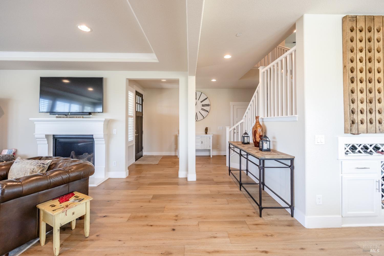 1588 Mystic Point Pl