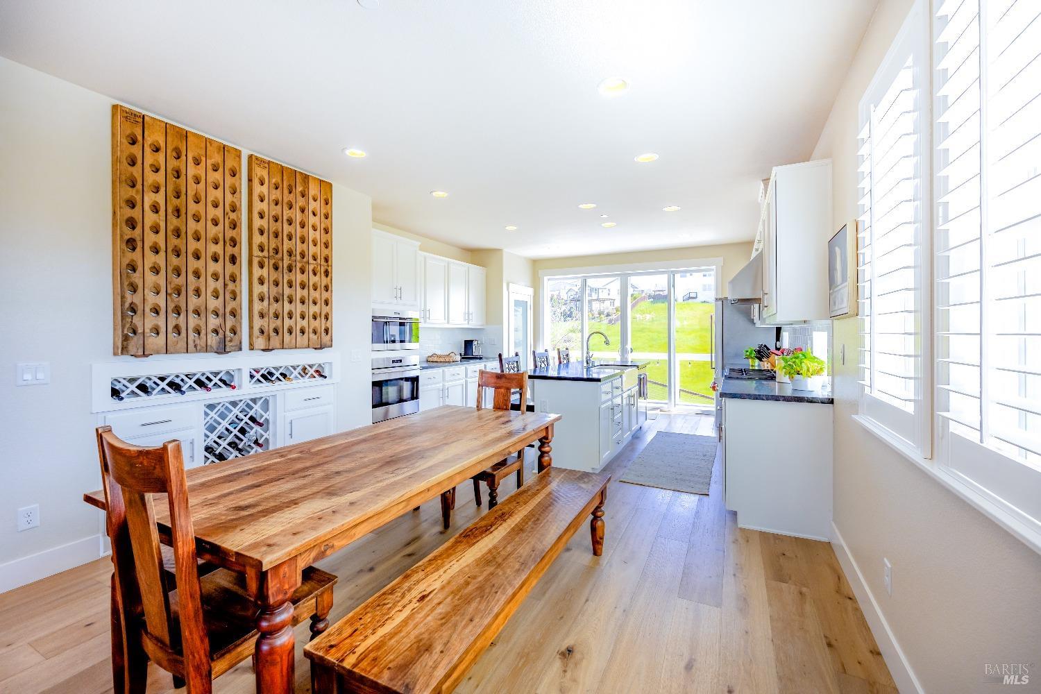 1588 Mystic Point Pl