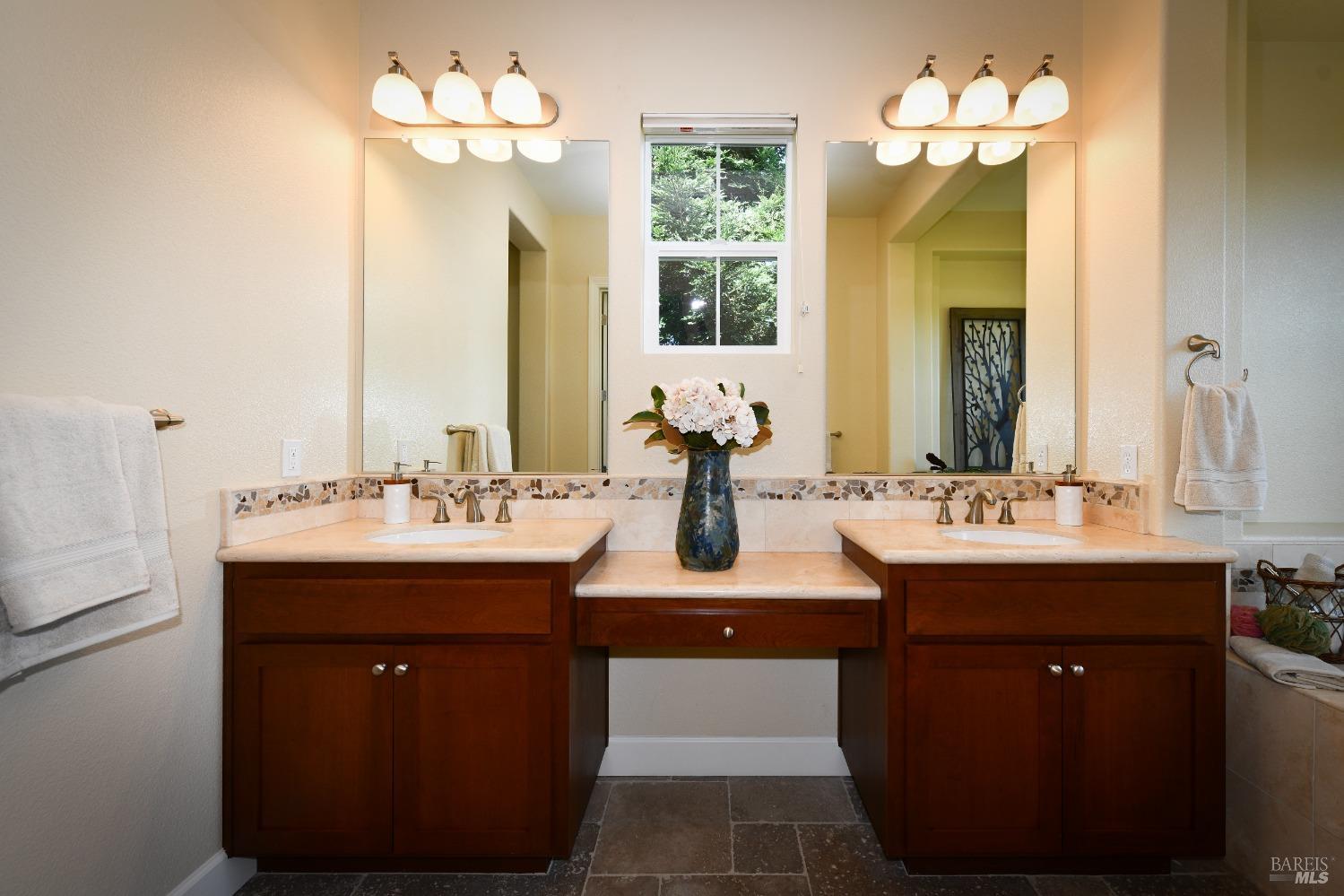 1216 Tall Grass Ct