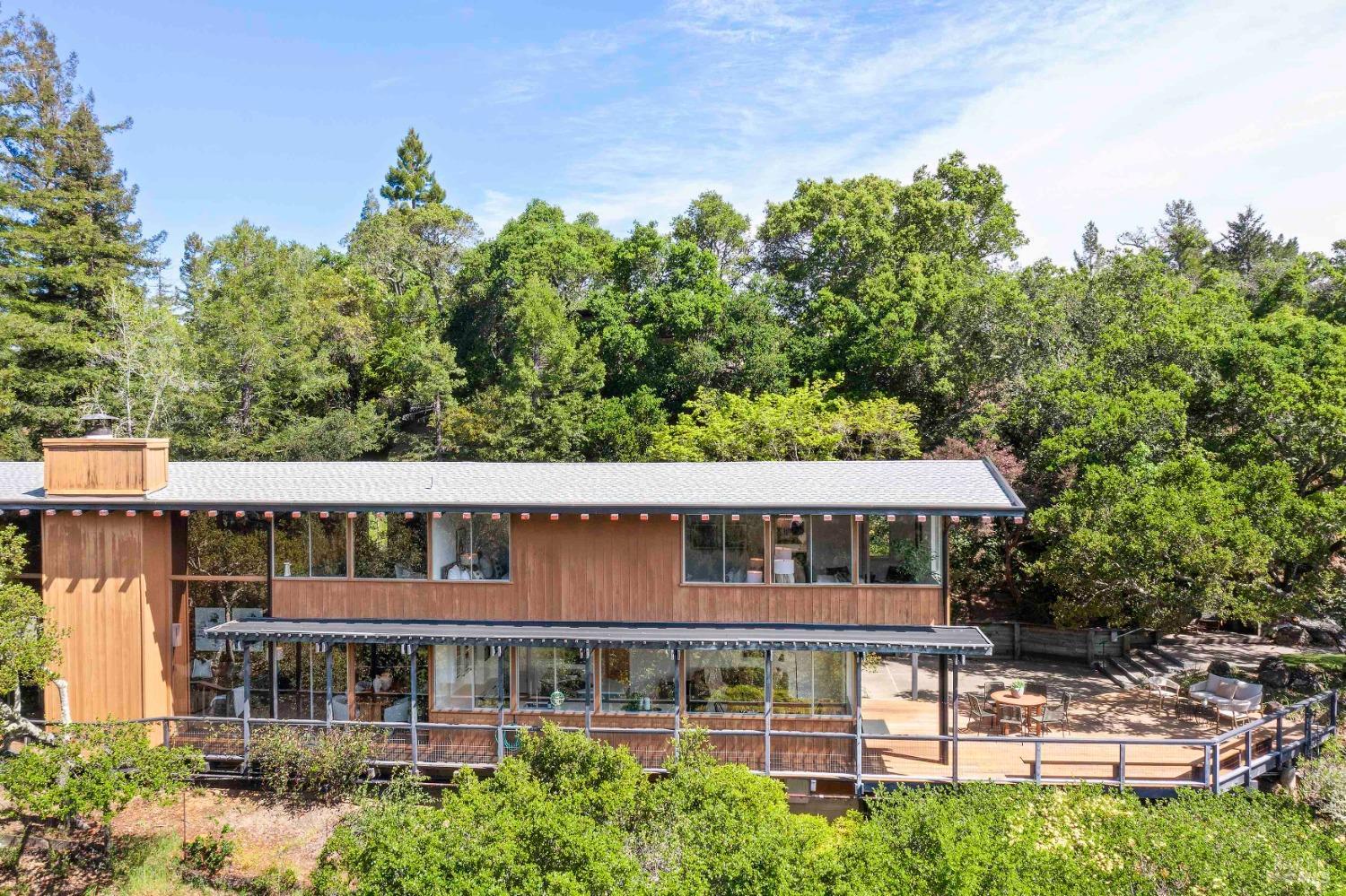 405 Crown Rd