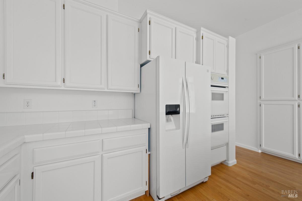 10 Raffles Ct
