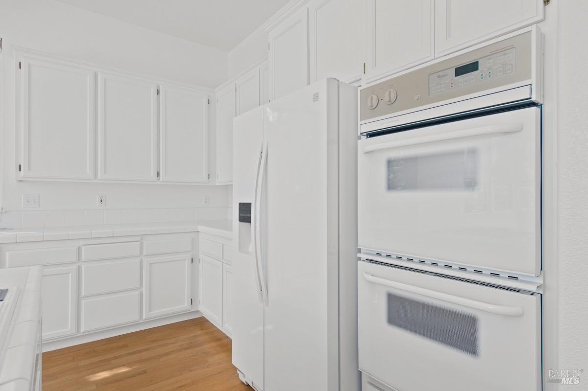 10 Raffles Ct