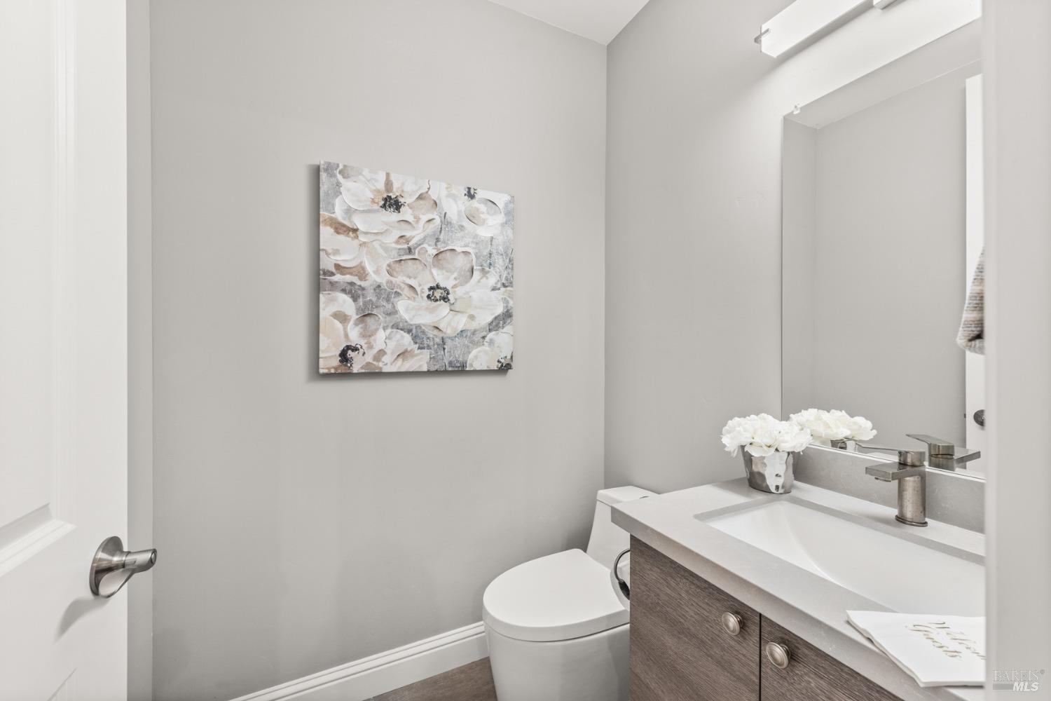 1908 Fountainview Cir