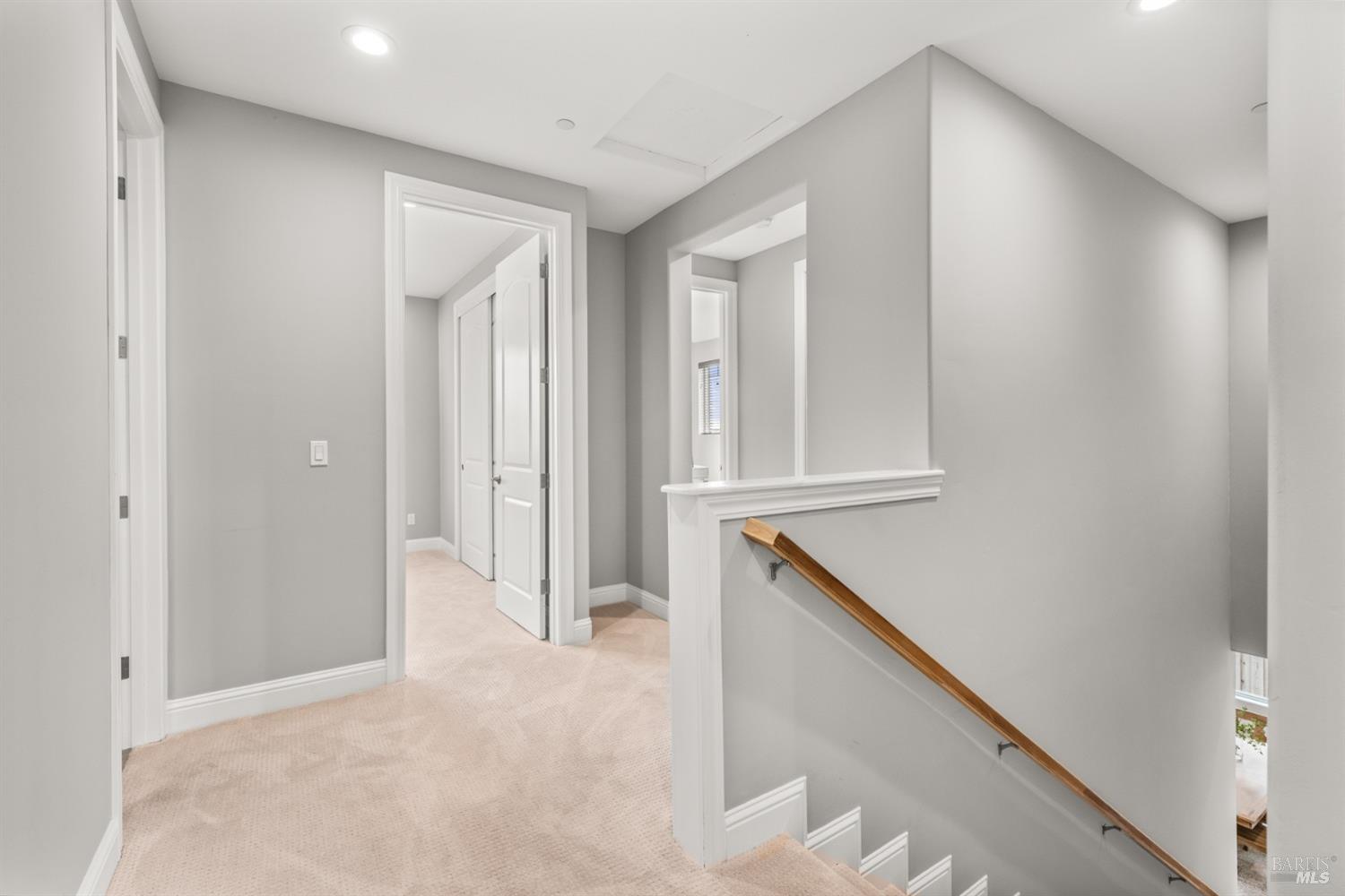 1908 Fountainview Cir