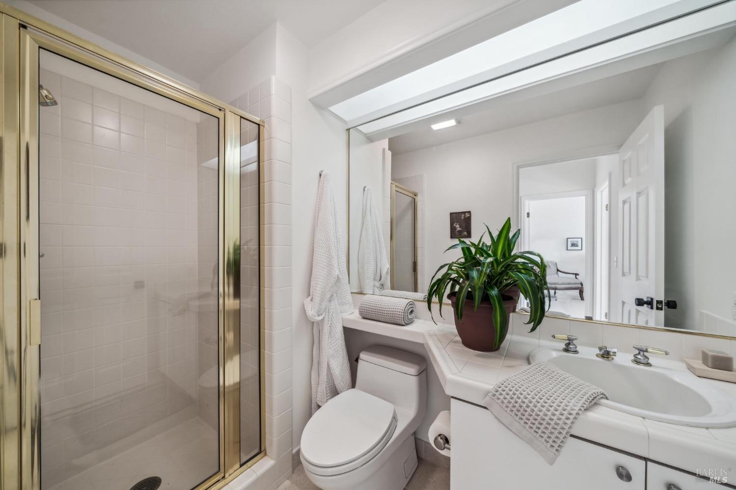 118 Eucalyptus Knoll St