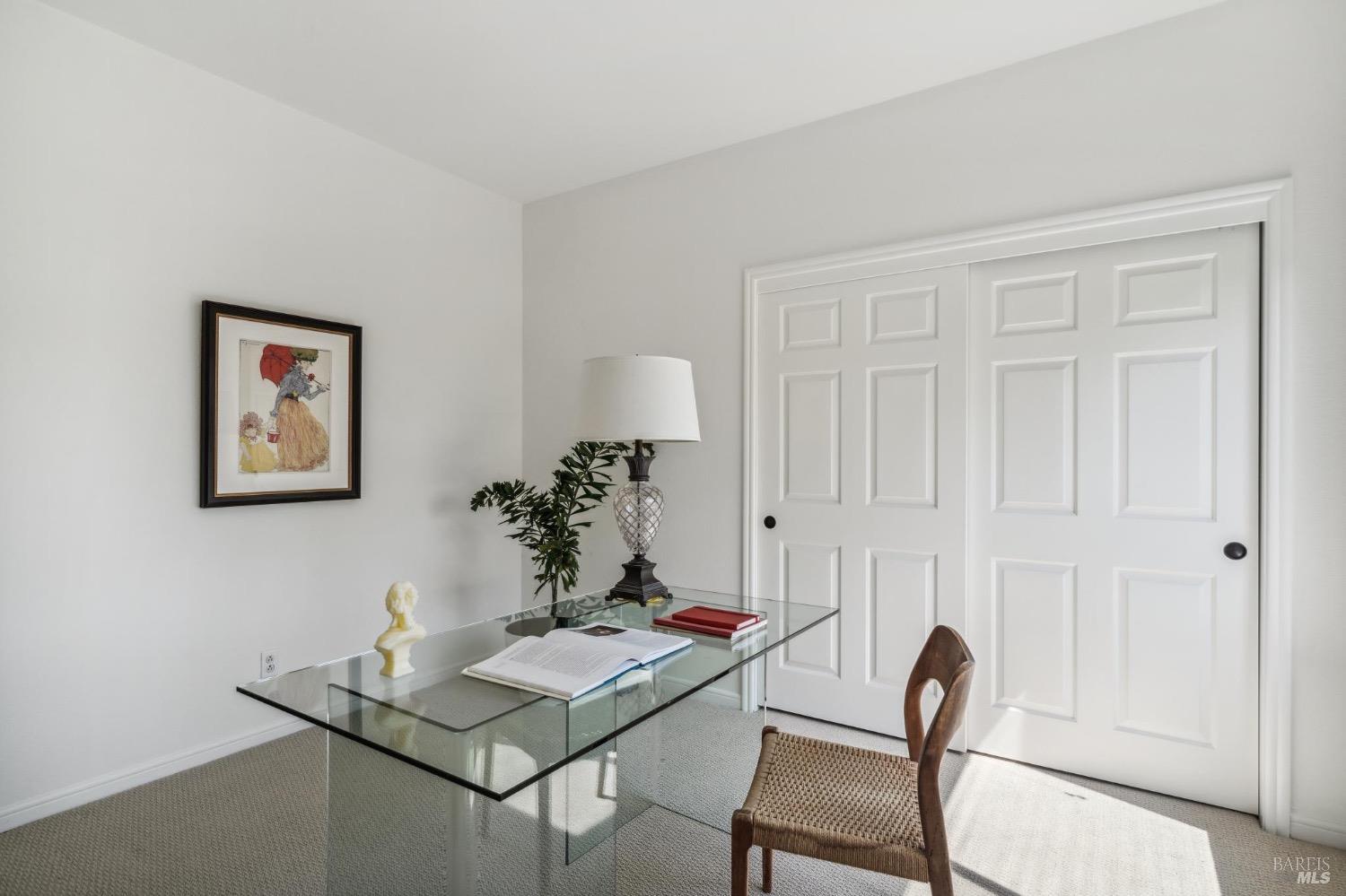 118 Eucalyptus Knoll St