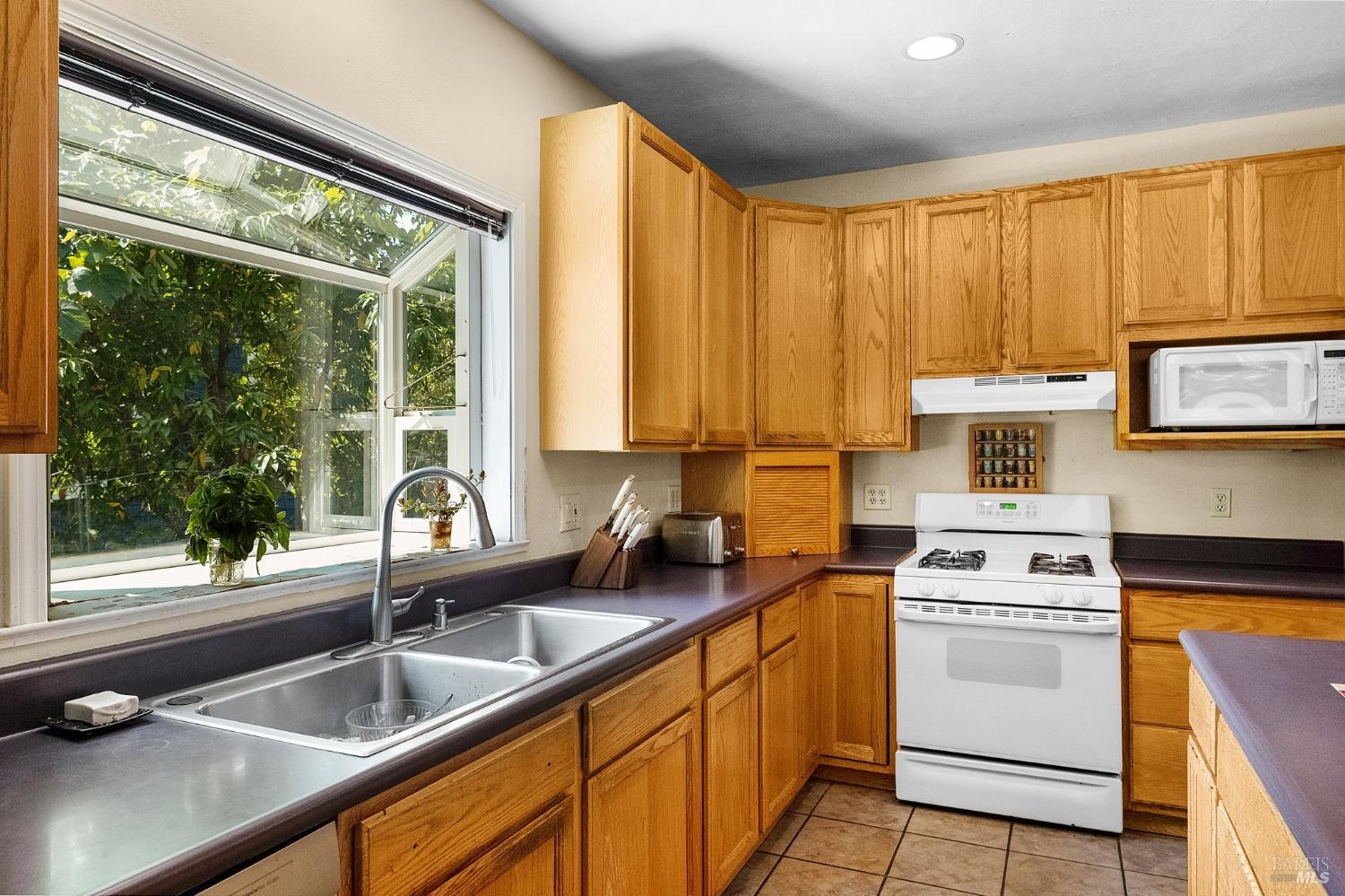 20284-20300 Highway 116