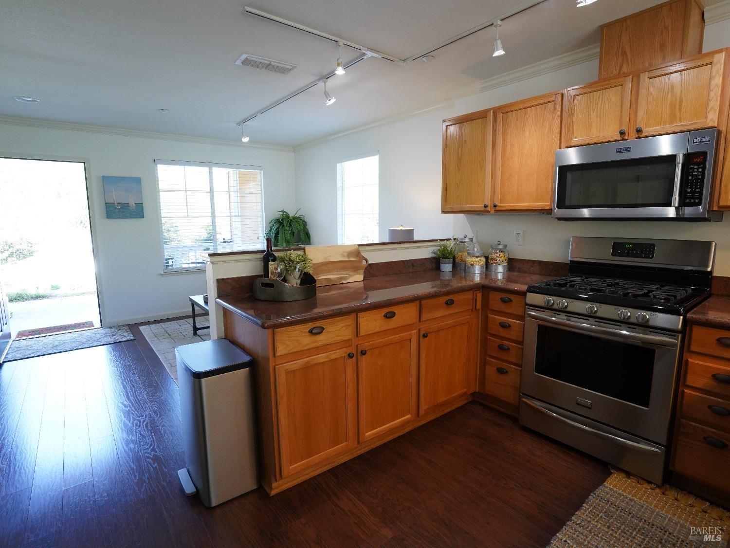 71 Captain Nurse Cir