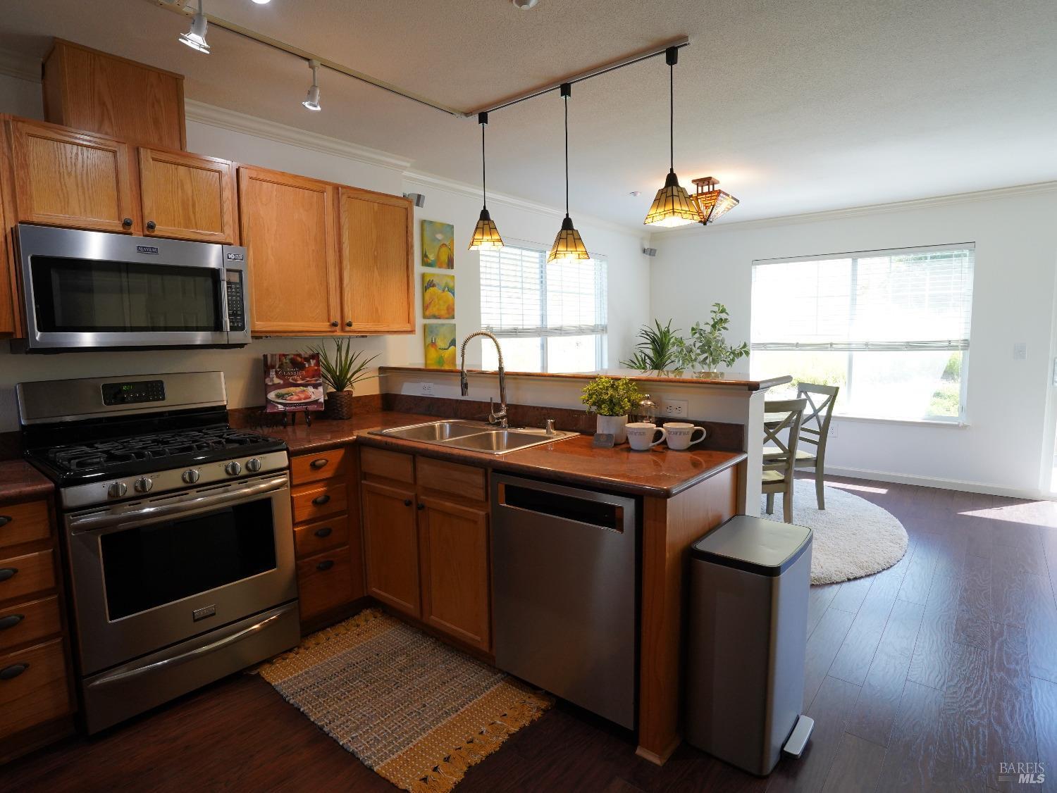 71 Captain Nurse Cir