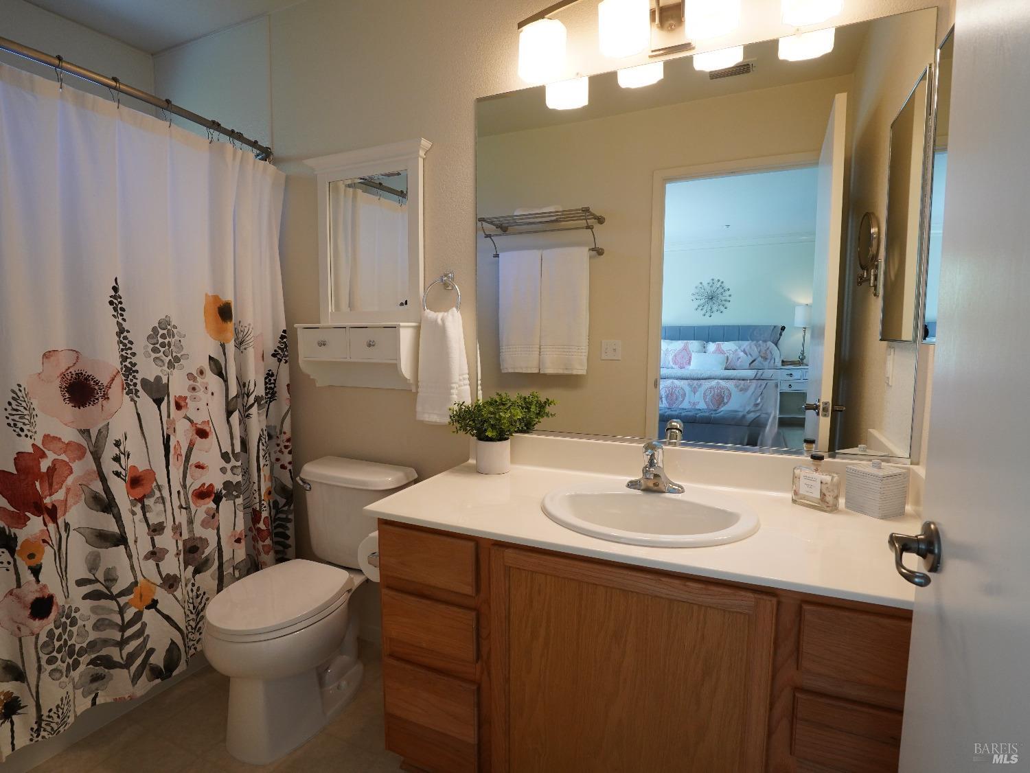 71 Captain Nurse Cir