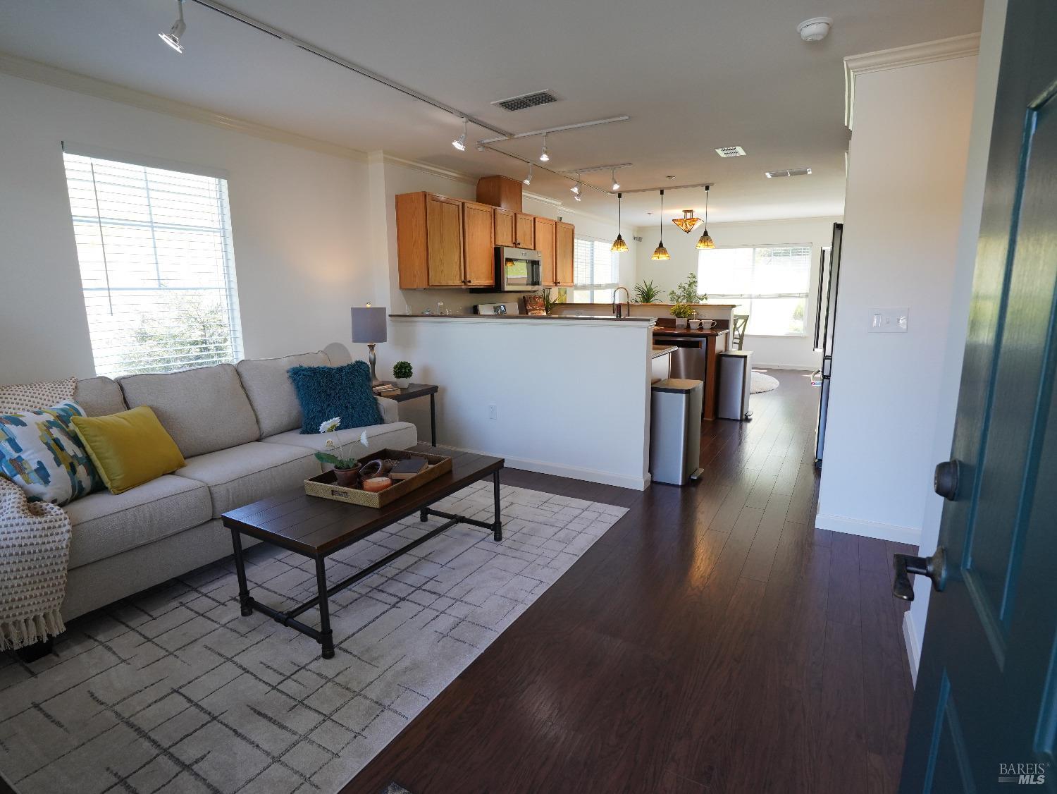 71 Captain Nurse Cir