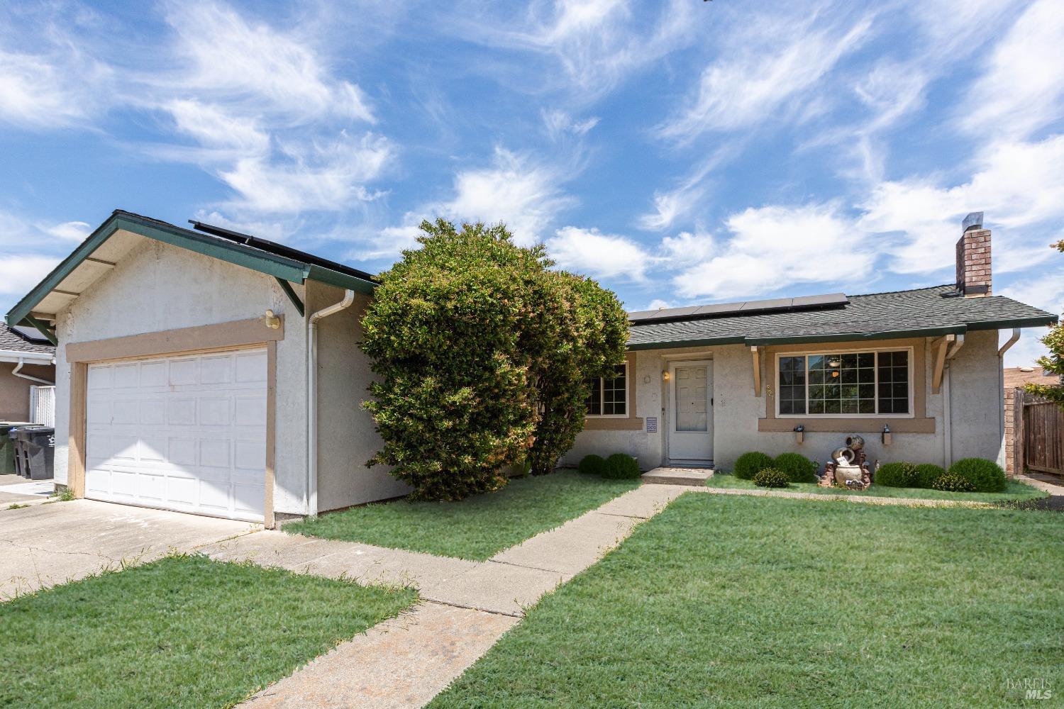 821 Greenhead Way