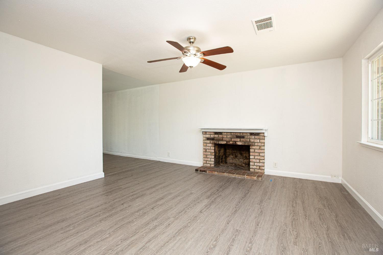 821 Greenhead Way
