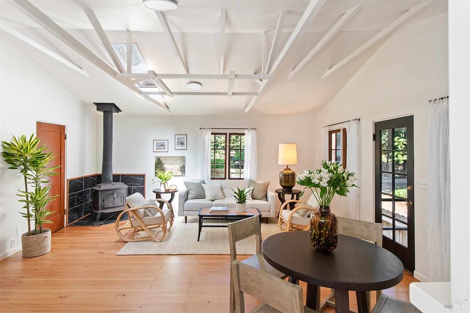 21919 Russian River Ave