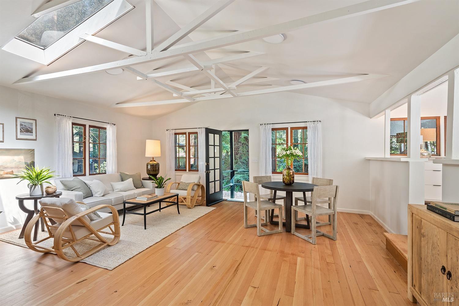 21919 Russian River Ave