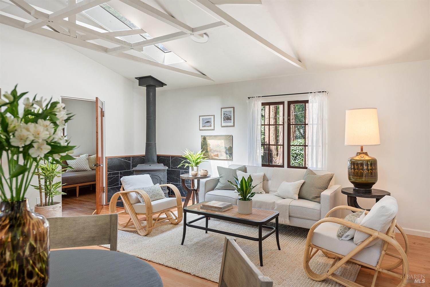 21919 Russian River Ave