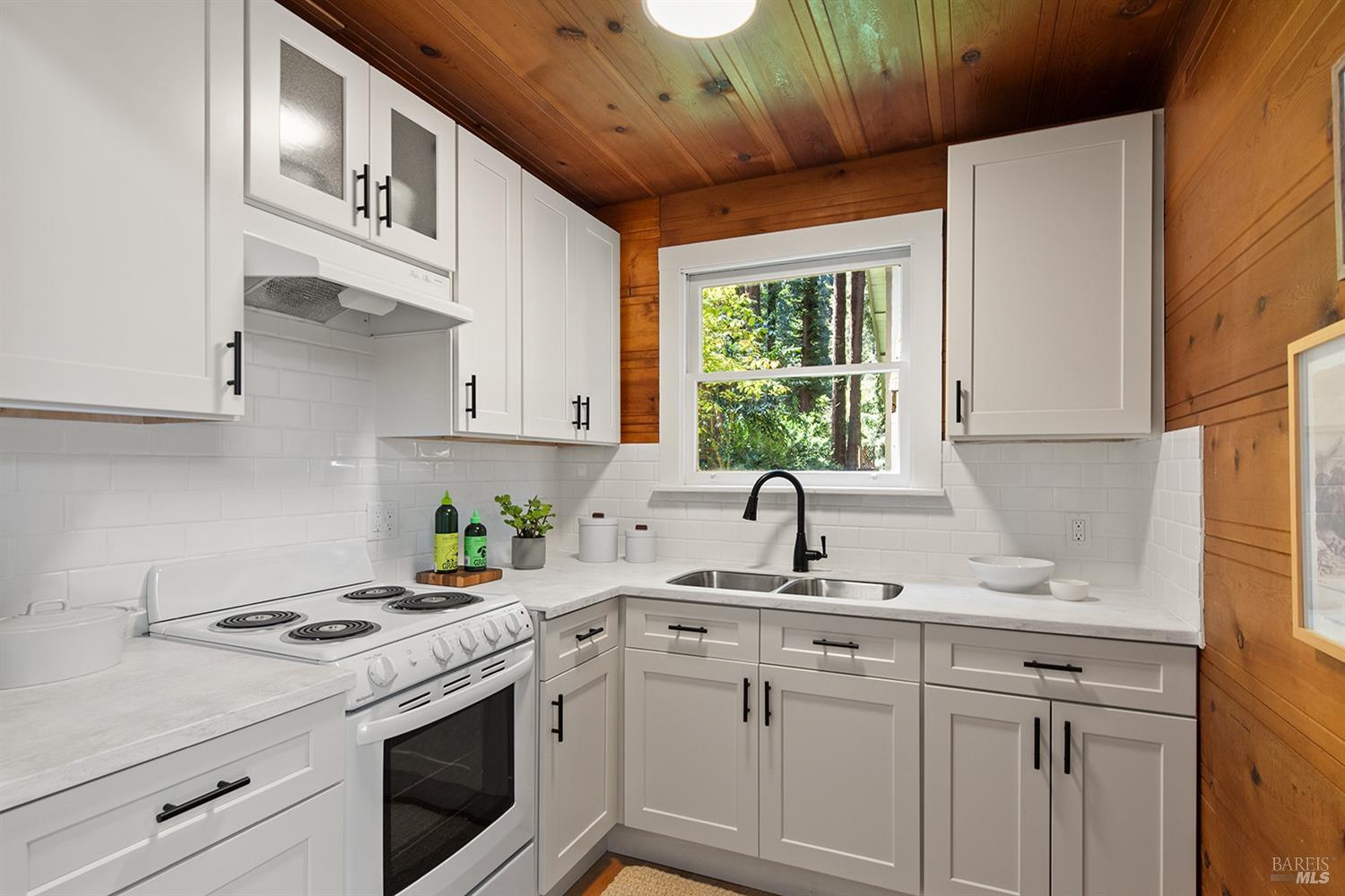 21919 Russian River Ave