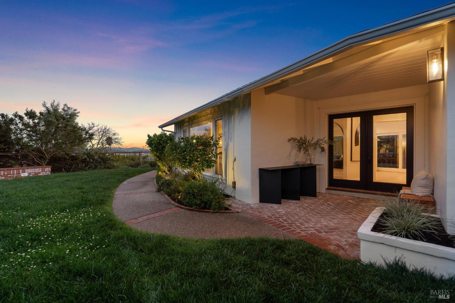 41 Balboa Ave