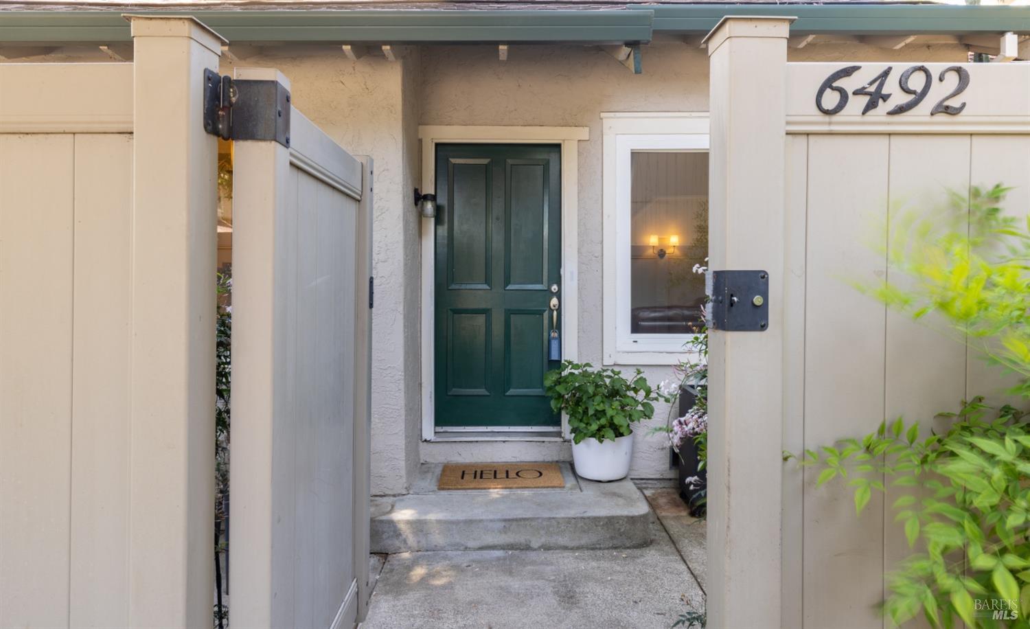 6492 Meadow Pines Ave