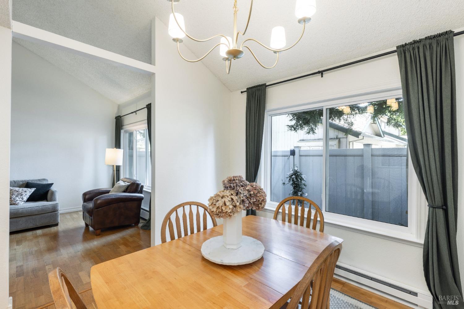 6492 Meadow Pines Ave