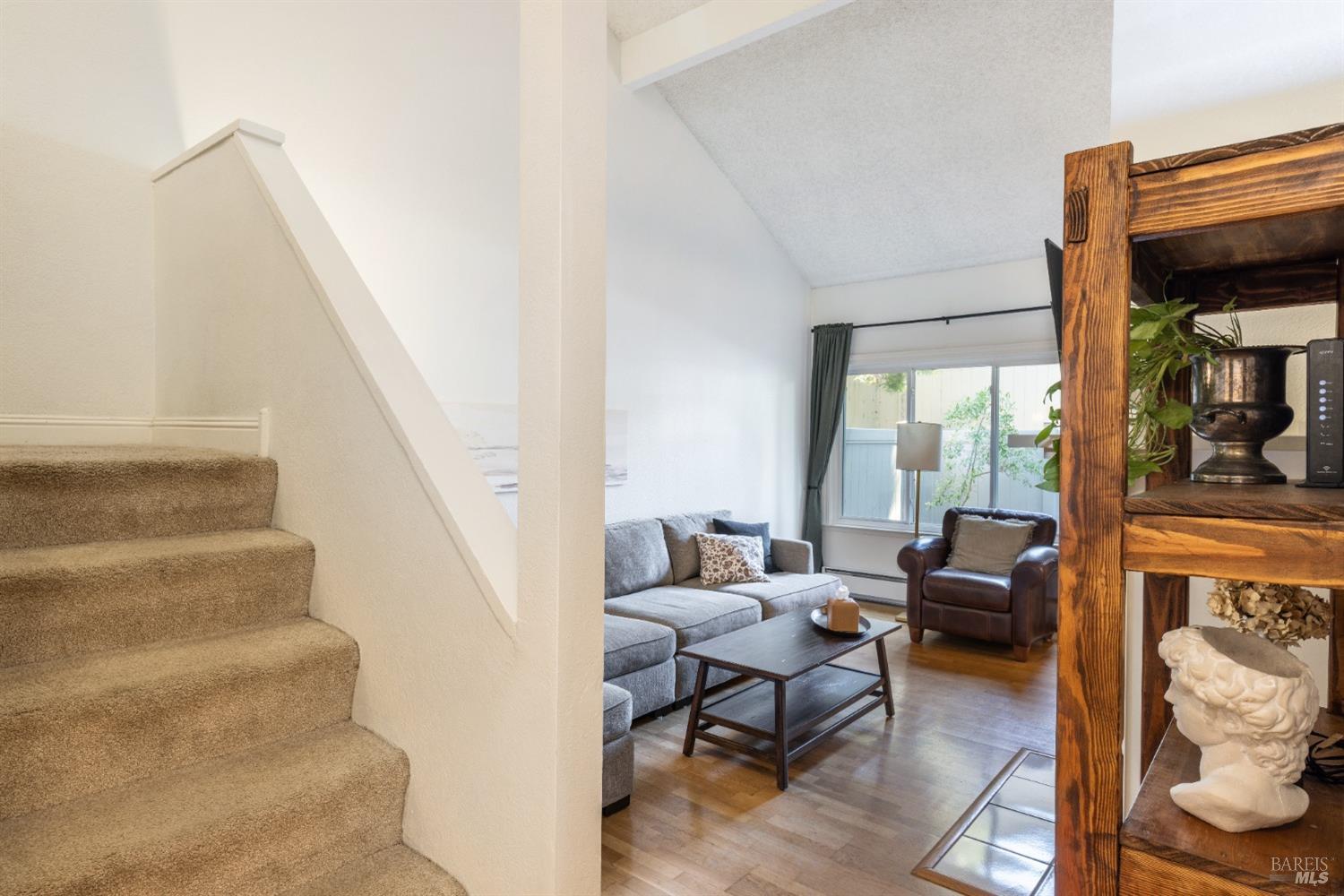 6492 Meadow Pines Ave