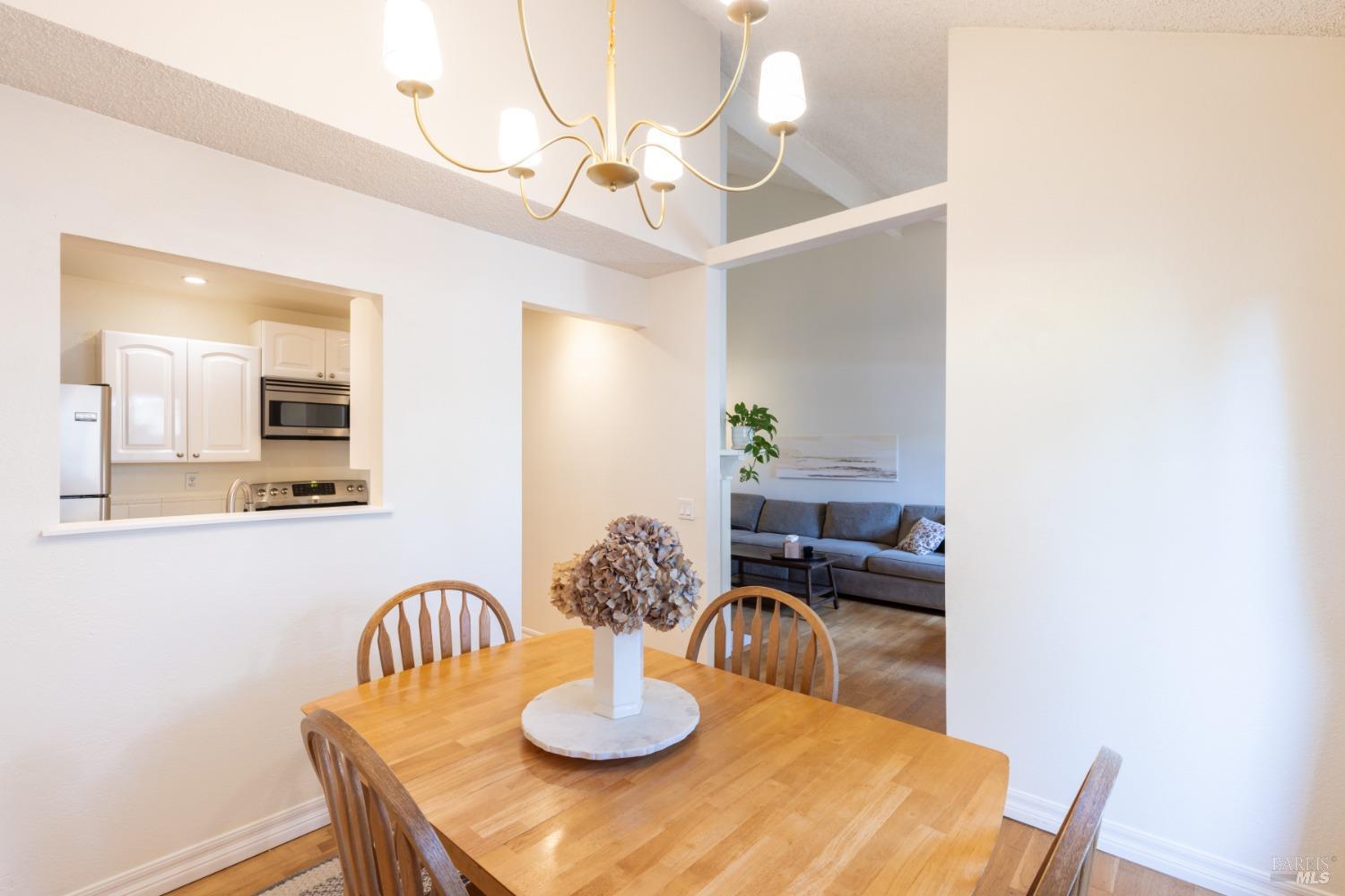 6492 Meadow Pines Ave