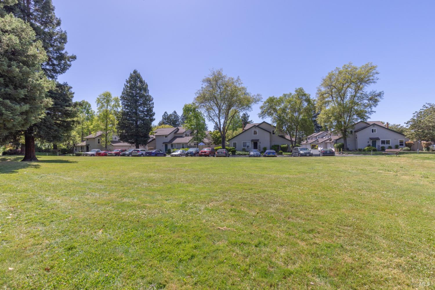 6492 Meadow Pines Ave