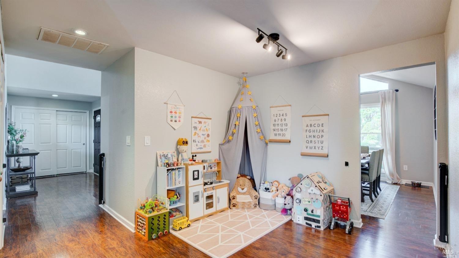 1800 Village East Dr