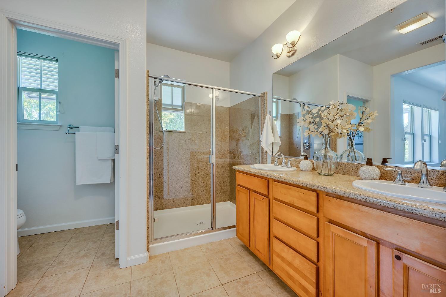 190 Healdsburg Ave #C