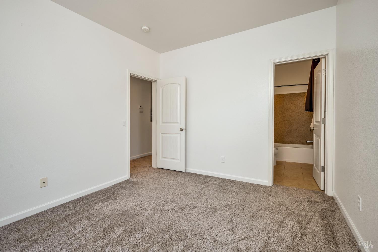 190 Healdsburg Ave #C