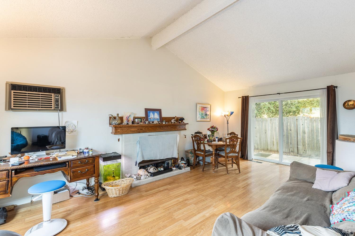 2208-2210 Mesquite Dr